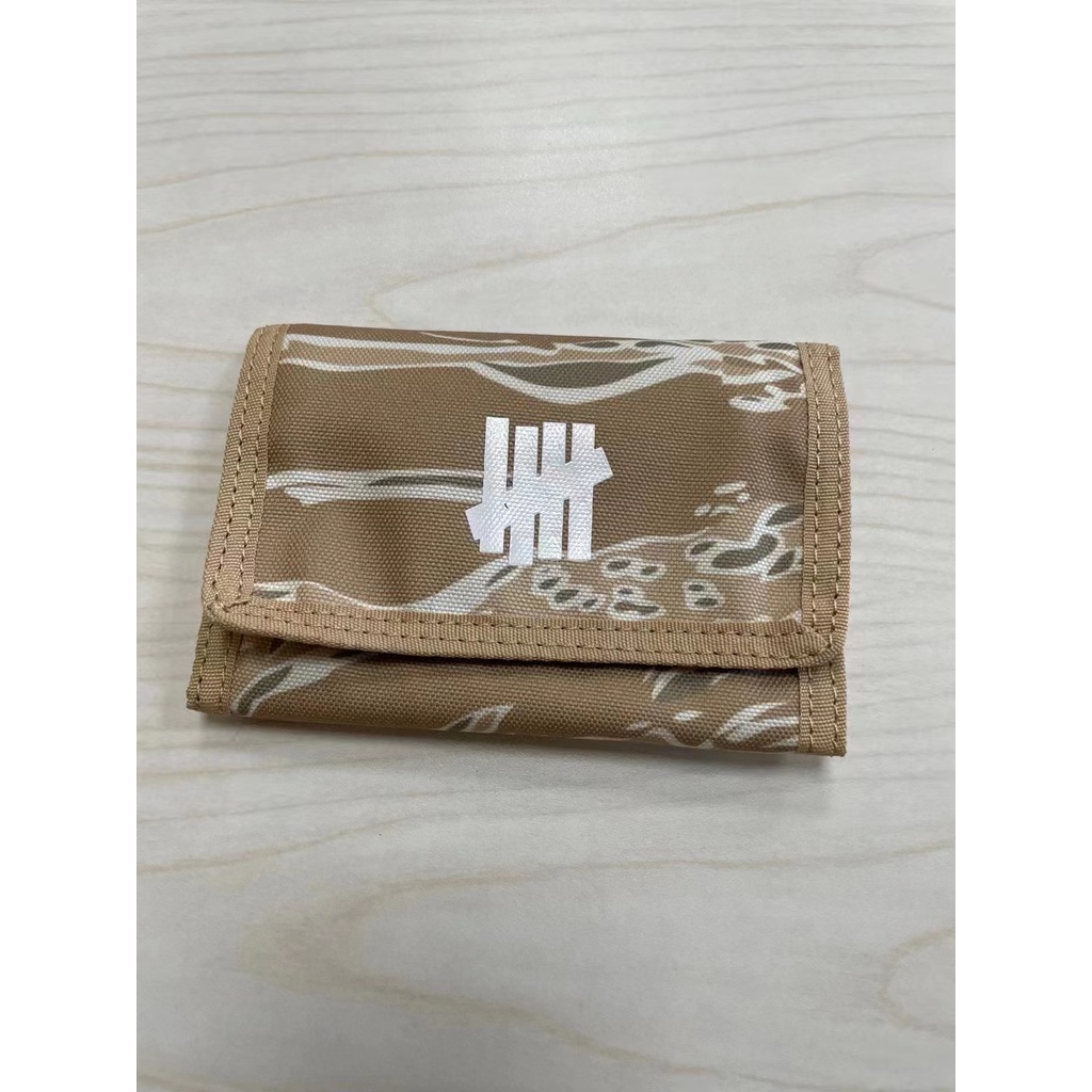 Ví Canvas Khóa Dán In Họa Tiết Rằn Ri