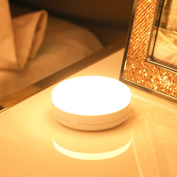 Đèn Led Cảm Ứng Minh House Cảm Biến Thông Minh Không Dây Nam Châm Gắn Tường Xoay 360 Độ
