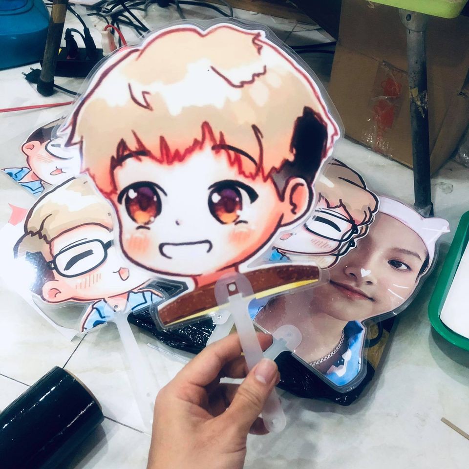 Quạt đầu to ép plastic - in theo yêu cầu