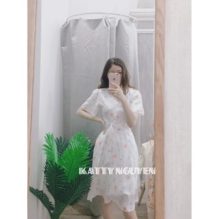 Đầm trắng hoa nhí