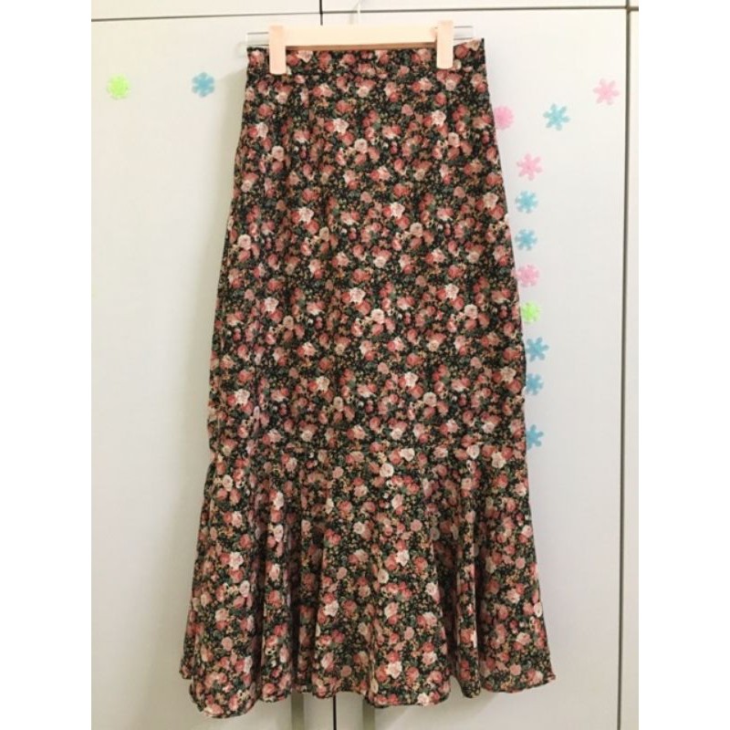 Chân váy hoa nhí công sở cạp cao hai lớp dáng dài chất đẹp | BigBuy360 - bigbuy360.vn