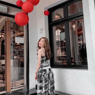 Đầm 2 dây loang họa tiết