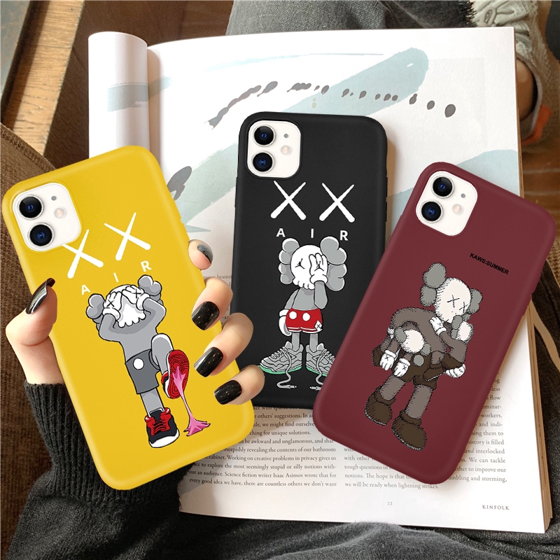 Ốp điện thoại silicone hình Kaws thời trang cho iPhone 11 11Pro 11ProMax 6 6s 7 8 X XS XR XSMAX | BigBuy360 - bigbuy360.vn