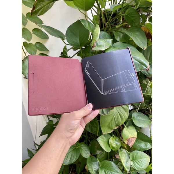 Bao Da Kindle Oasis 2 và 3 chính hãng Amazon - Tặng kèm miếng dán