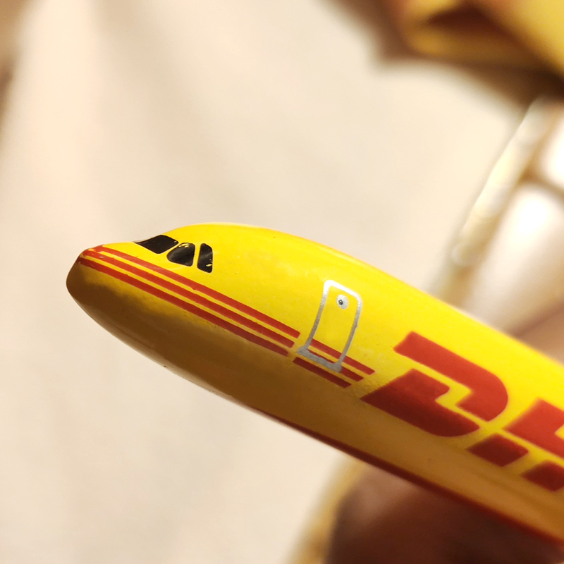 Mô hình máy bay vận chuyển DHL Airlines Boeing 757 B757 bằng kim loại 16CM