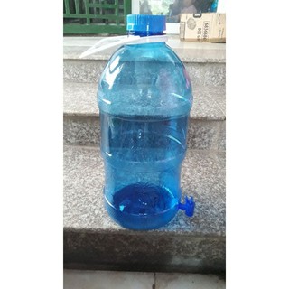  BÌNH ĐỰNG NƯỚC NHỰA TIỆN DỤNG 