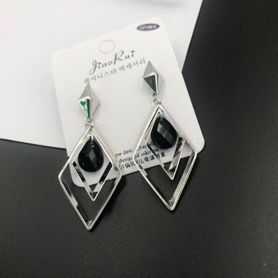 Bông Tai Bạc S925 Hàn Quốc Hình học đơn giản Cá tính Kim Cương Đen