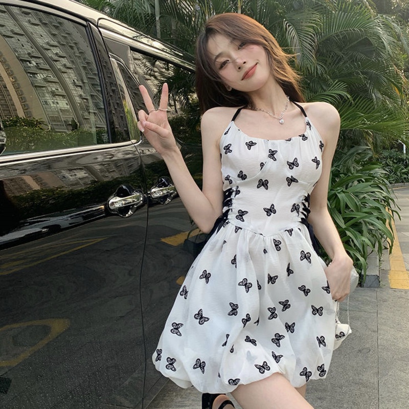 Váy Xòe Hai Dây Xinh Xắn Ngọt Ngào Thời Trang