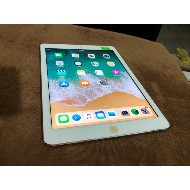 iPad Air 1 wifi và 4G - 32G màu trắng | BigBuy360 - bigbuy360.vn