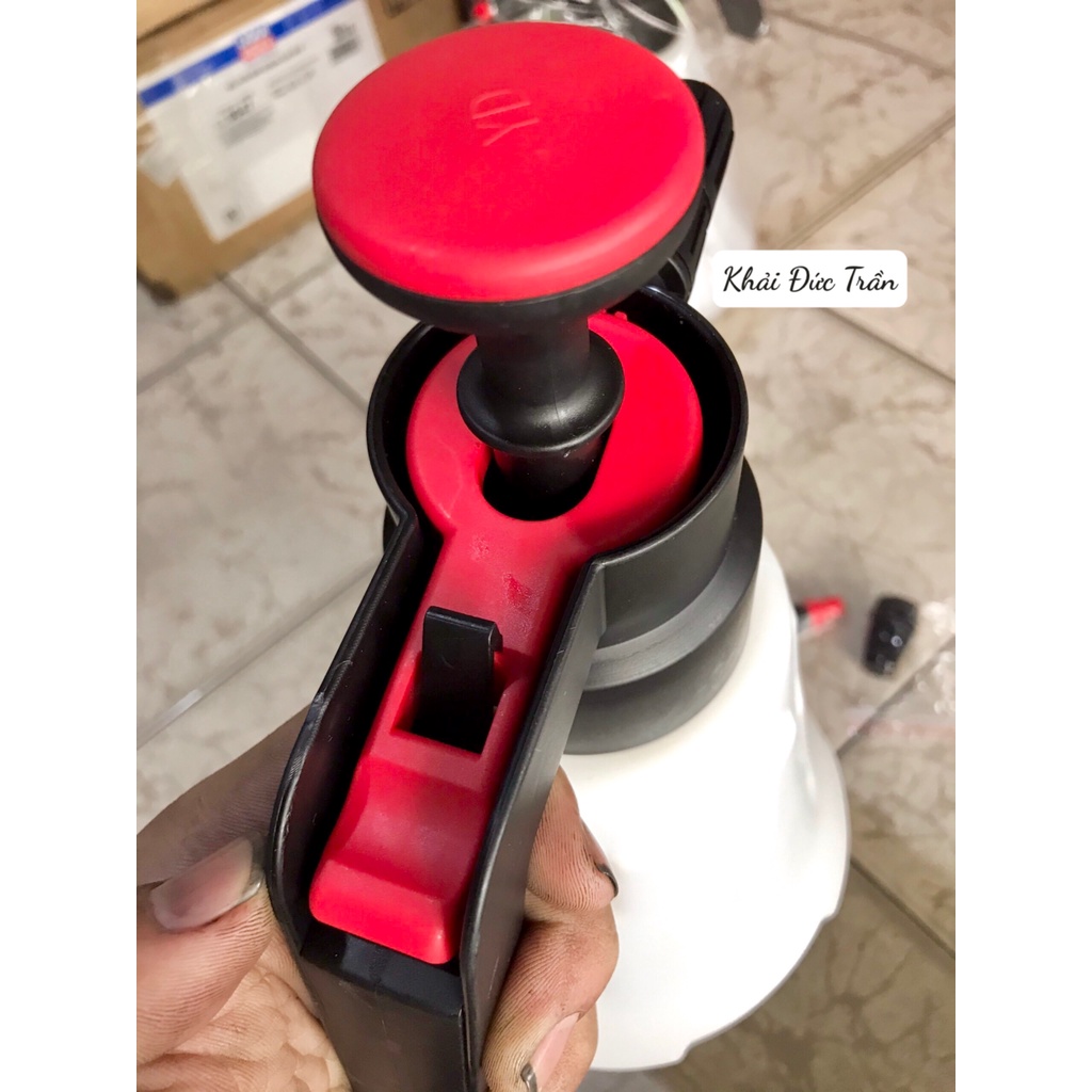 Bình xịt bọt tuyết cầm tay rửa xe 2 Lit mẫu mới tặng 1 bao tay rửa xe