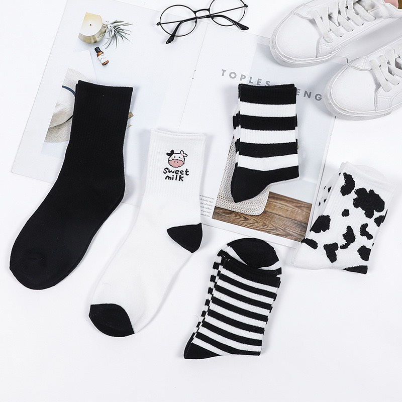 Tất vớ nữ cổ cao họa tiết bò sữa đen trắng sọc Hàn Quốc cực đẹp Warm&amp;Cute AD05