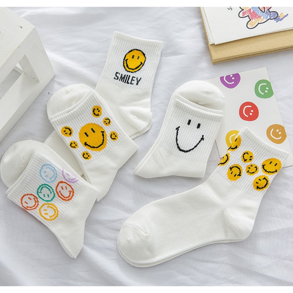 Tất Cao Cổ Dora Họa Tiết Smile vàng