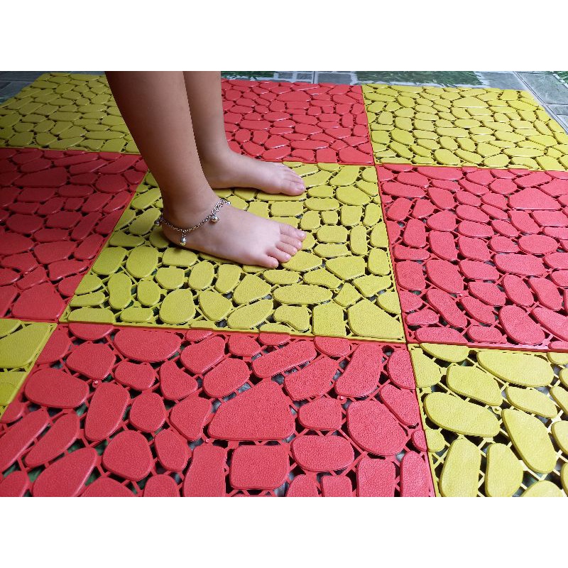 Tấm Nhựa Lót Ban Công, Sân Vườn, Nhà Tắm Kích Thước 30cm x 30cm Cao Cấp