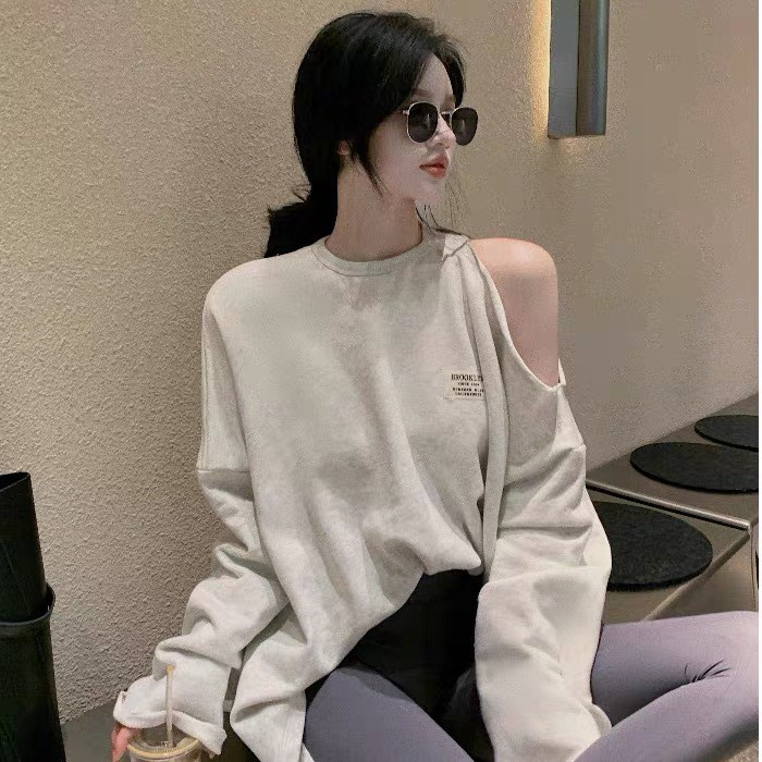 Áo thun tay dài nữ form rộng khoét vai kết hợp vạt chéo lưng