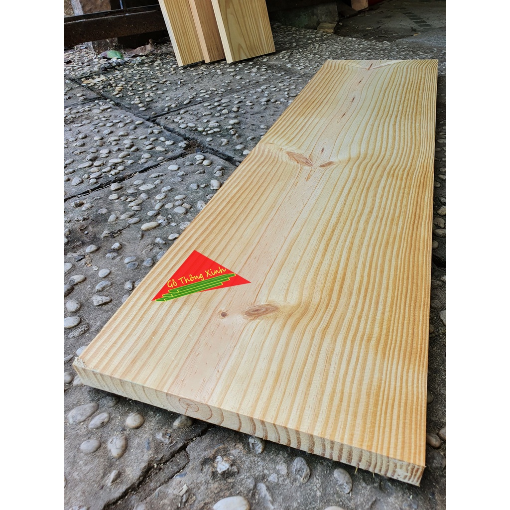 Tấm gỗ thông rộng 24cm, dài 80cm, dày 3cm thích hợp dùng làm bậc cầu thang, xích đu,làm kệ, làm mặt bàn,DIY