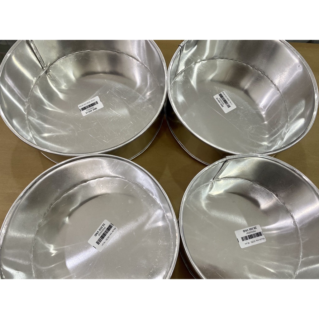 khuôn tròn nhôm đế liền