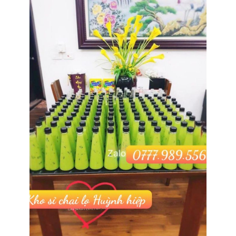 [Rẻ Vô Địch] Chai nhựa tam giác 330 ml nắp đen-Sản Phẩm Đã Kèm Nắp | BigBuy360 - bigbuy360.vn