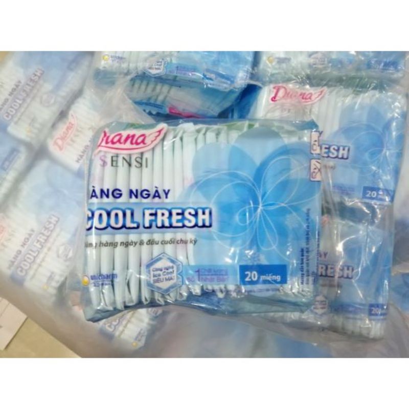 Gói băng vệ sinh hàng ngày Diana Sensi Cool Fresh 20 miếng