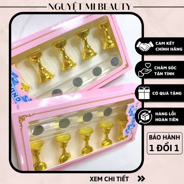 Đế gắn móng giả