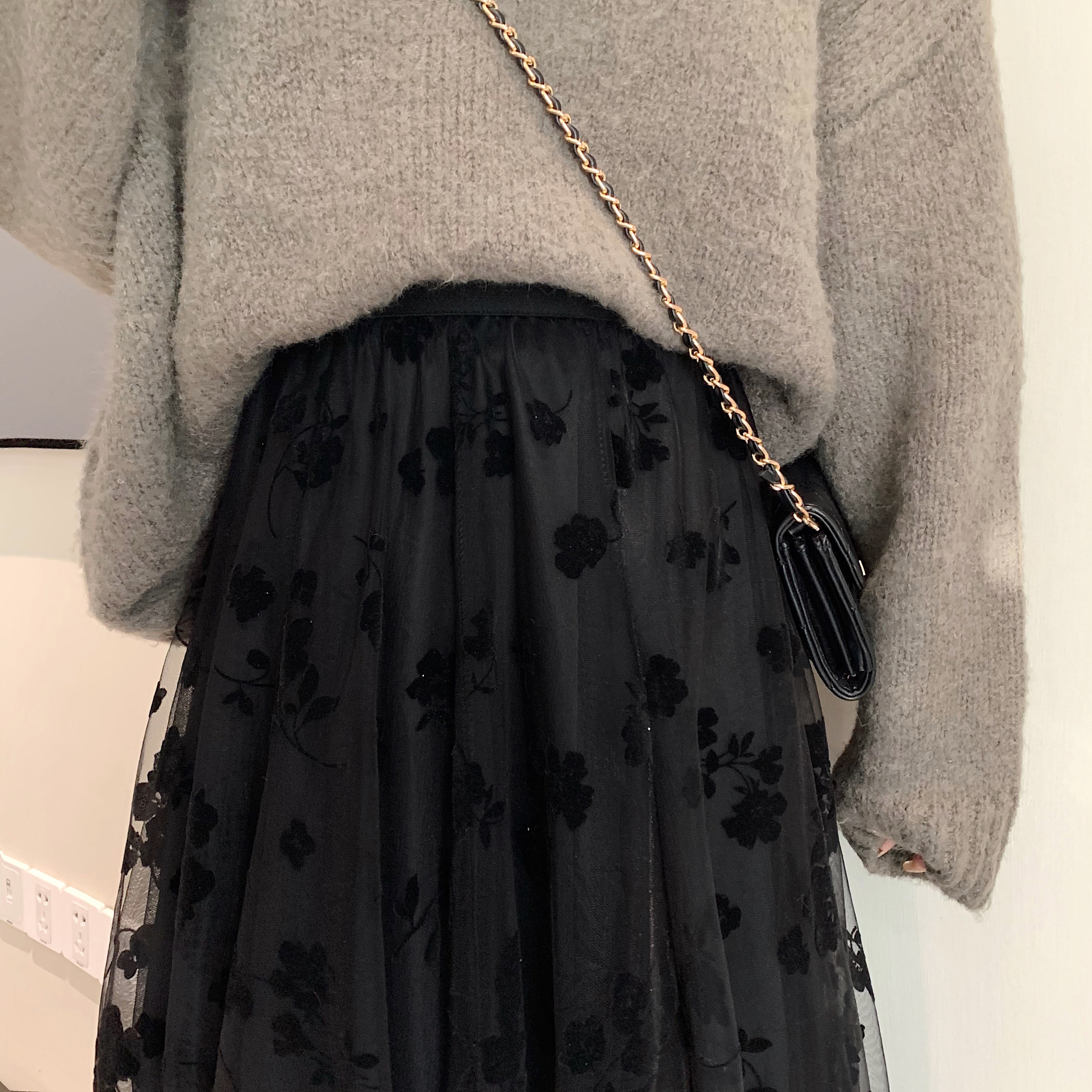 Chân váy dài dáng chữ A lưng cao phối lưới thêu họa tiết hoa thời trang xuân hè phong cách Hàn Quốc cho nữ 2021 | BigBuy360 - bigbuy360.vn