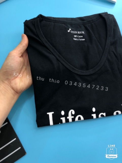 Áo cổ tim in hình xẻ tà | BigBuy360 - bigbuy360.vn