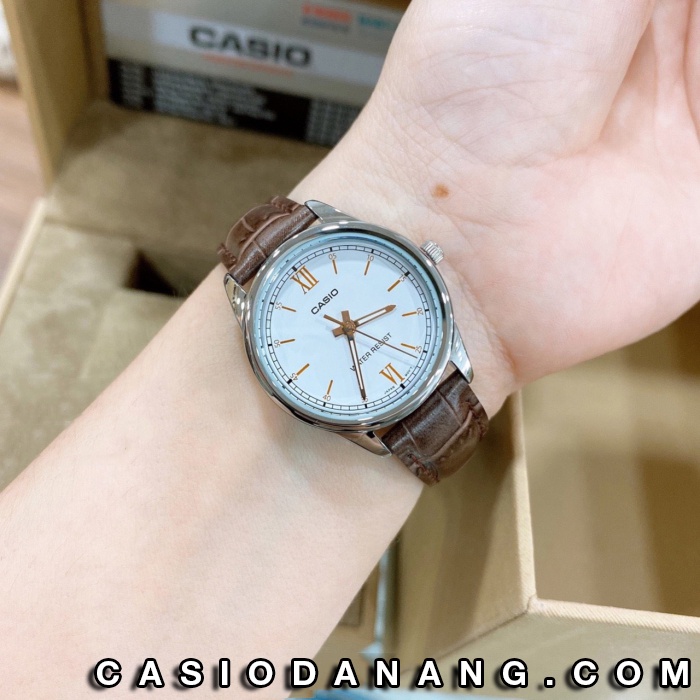 Đồng hồ nữ dây da Casio chính hãng Anh Khuê LTP-V005L-7B3UDF (28mm)