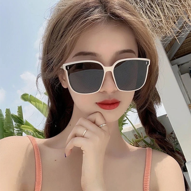 Mới Kính Mát Mắt Mèo Oversize Không Viền Chống Tia UV400 2022 Dành Cho Nữ