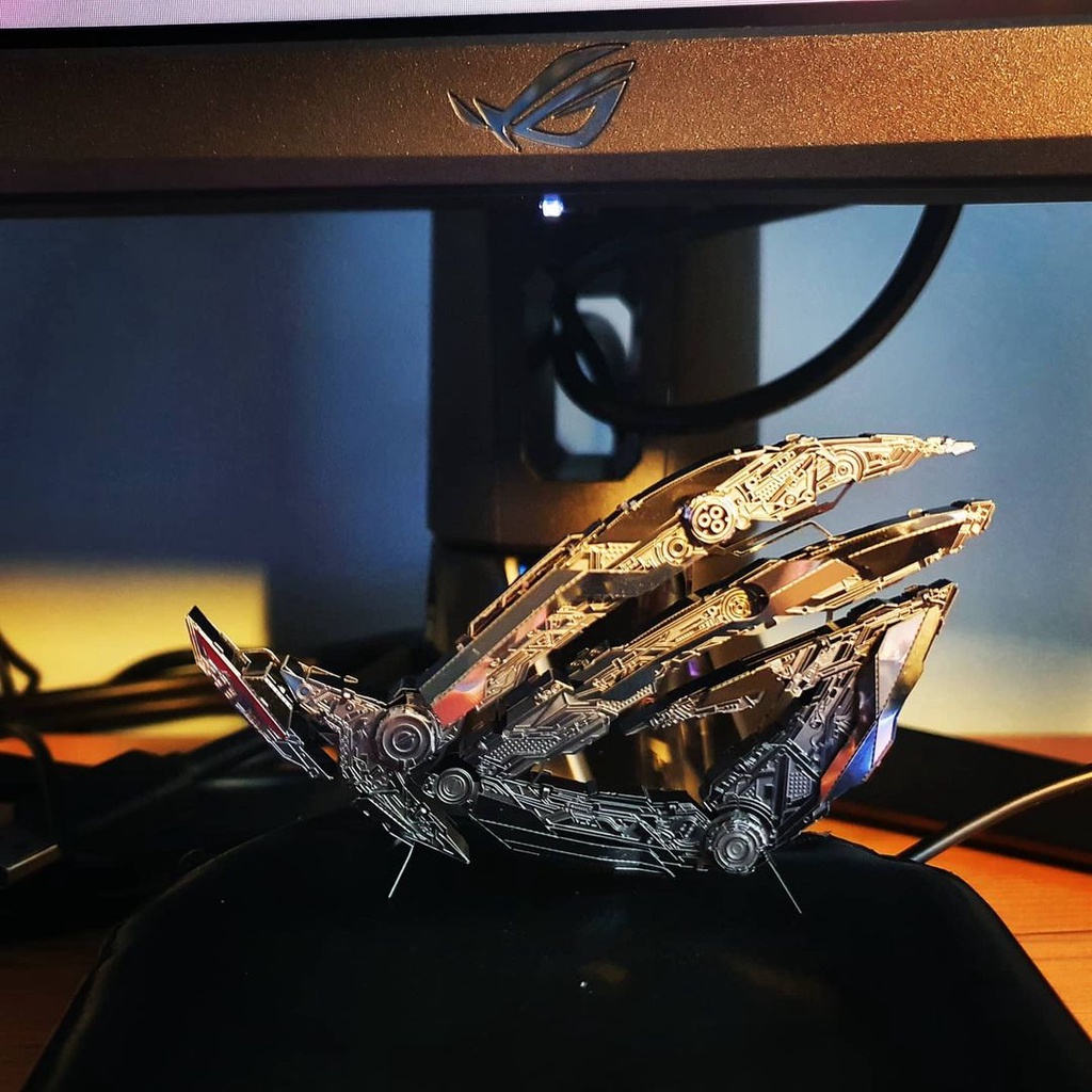 Mô Hình Kim Loại Lắp Ráp 3D Metal Head Rog Mechanical Eye Sculpture