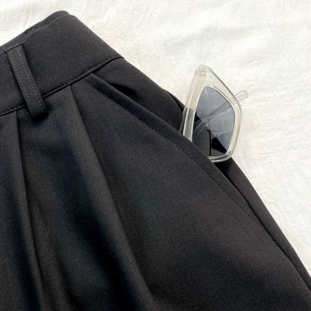 Quần Short Nữ NGỐ Vải Cotton Lạnh Cao Cấp Form Rộng – Tuni Store