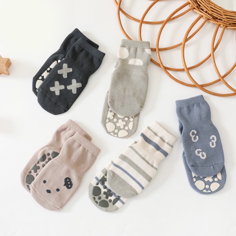 Tất chống trơn, vớ chống trơn trượt cho bé NEMO BABY họa tiết dễ thương, chất vải mềm mại, thoáng khí