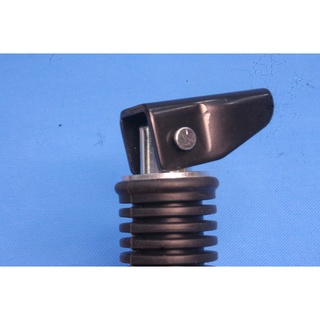 Để chân gập sau CM125