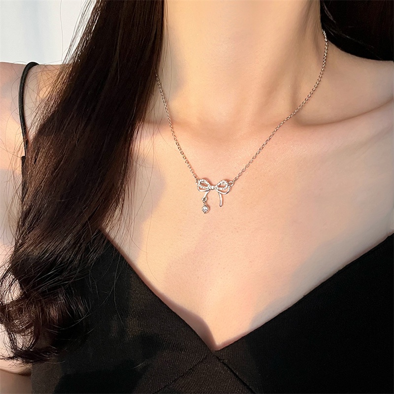 Vòng cổ Mặt Nơ Đính Đá Thời Trang Cho Nữ