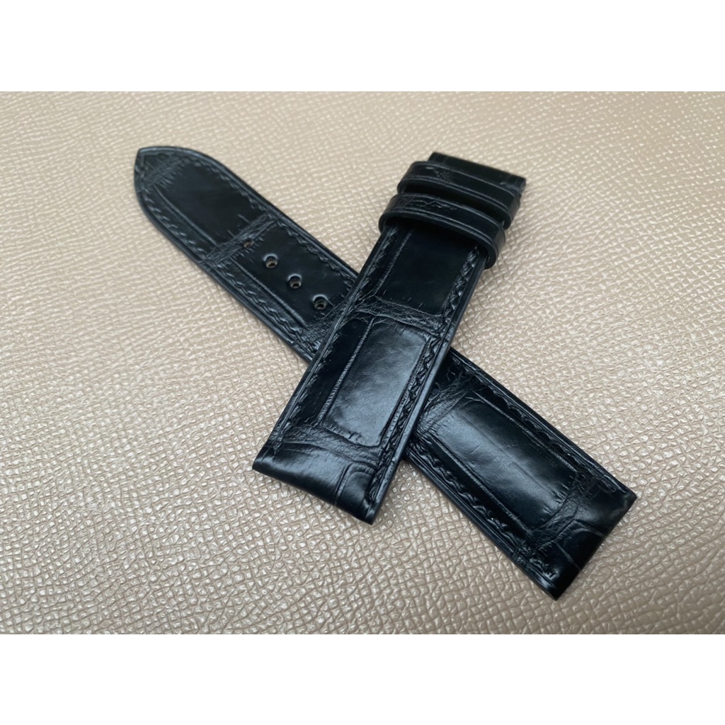 Dây đồng hồ da cá sấu nhập khẩu Mỹ màu đen khâu tay Handmade