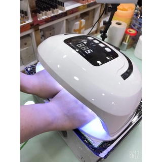 Máy hơ móng tay t1