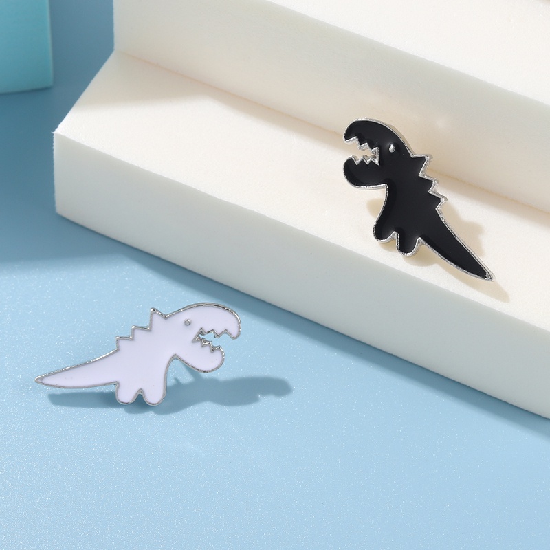 Trâm Cài Áo Hình Khủng Long Trắng Đen Đáng Yêu