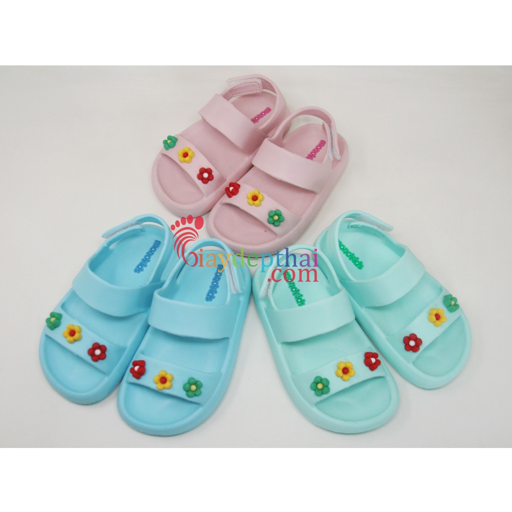 Giày Sandal Thái Lan cho bé siêu êm Monokids Quest (Sticker ngẫu nhiên)