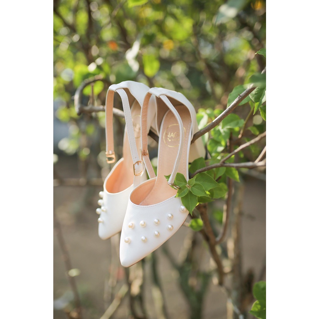 GIÀY CAO GÓT NAGASHOES MŨI NHỌN ĐÍNH NGỌC TRAI NHÂN TẠO 7CM NAC130