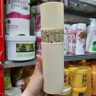 Nước Hoa Xịt Phòng Sumo 400ml