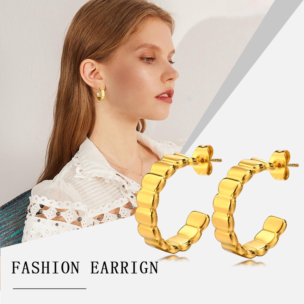 Khuyên Tai Chữ C Bằng Thép Không Gỉ Màu Vàng Thời Trang