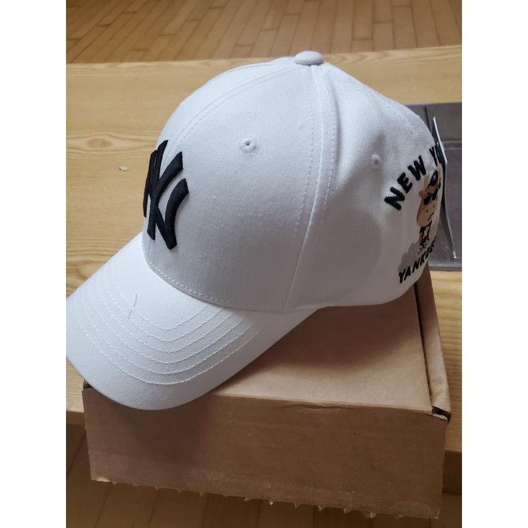(HÀNG XUẤT XỊN) Mũ / Nón trắng N09 M//L//B N//Y YAN//KEES BASEBALL CAP WHITE Made in viet/nam full tag Free size