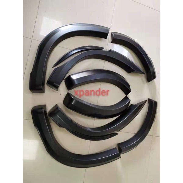 Cua lốp xe Xpander 2018 -2021 Bảo vệ , Trang Trí Xe