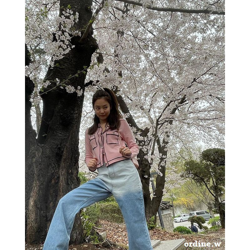 Sẵn_Quần jeans gradation ống suông BLACKPINK Jennie, REDVELVET Joy