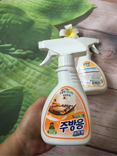 Xịt đa năng SANDOKKAEBI Hàn Quốc 300ml