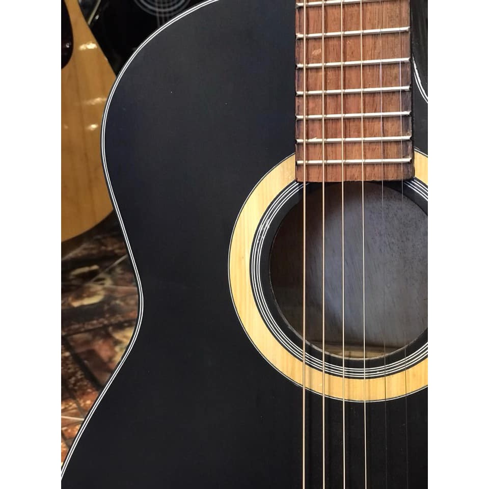 Guitar Acoustic màu Đen giá rẻ cho người mới tập chơi, Âm trong, không đau tay