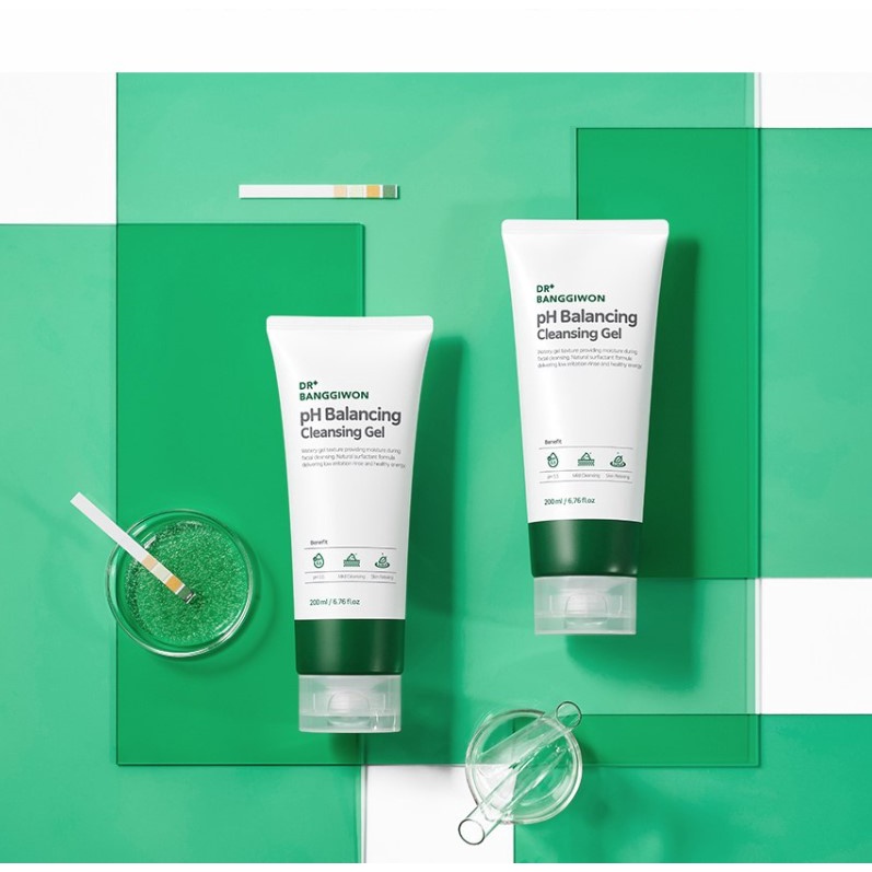 Gel rửa mặt cân bằng độ pH Dr. BanggiWon pH Balancing Weak Acid Cleansing Gel 200ml