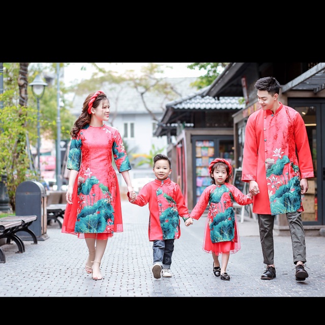 Áo dài cách tân cho mẹ , bé trai, bé gái