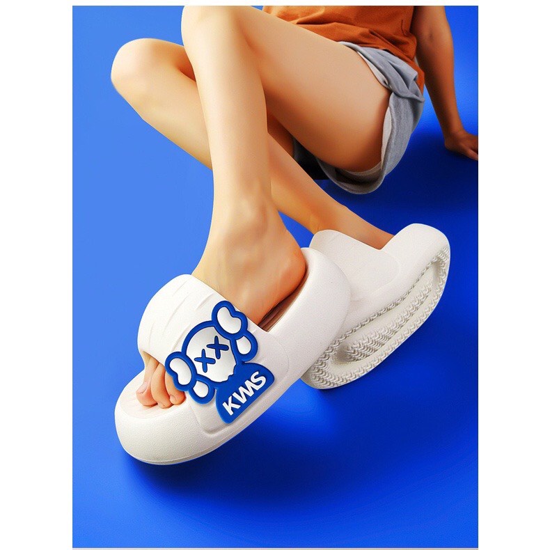 Dép bánh mỳ quai ngang đế đúc ⚡CHAO KAWS⚡ hottrend mới nhất MSPKAWS
