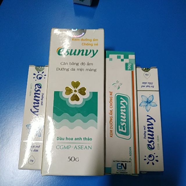 Bộ dưỡng ẩm chống nẻ esunvy