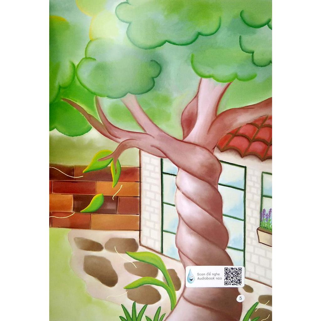 Sách Chuyện Ngày Mưa - Trong Vườn - In The Garden