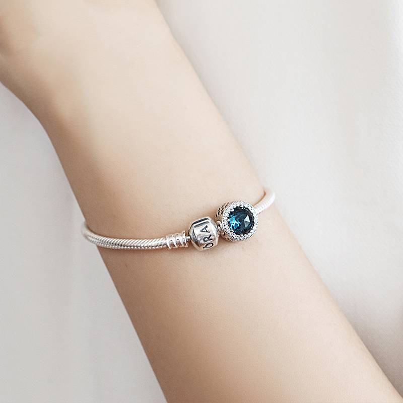 Vòng tay trái tim đại dương pandora